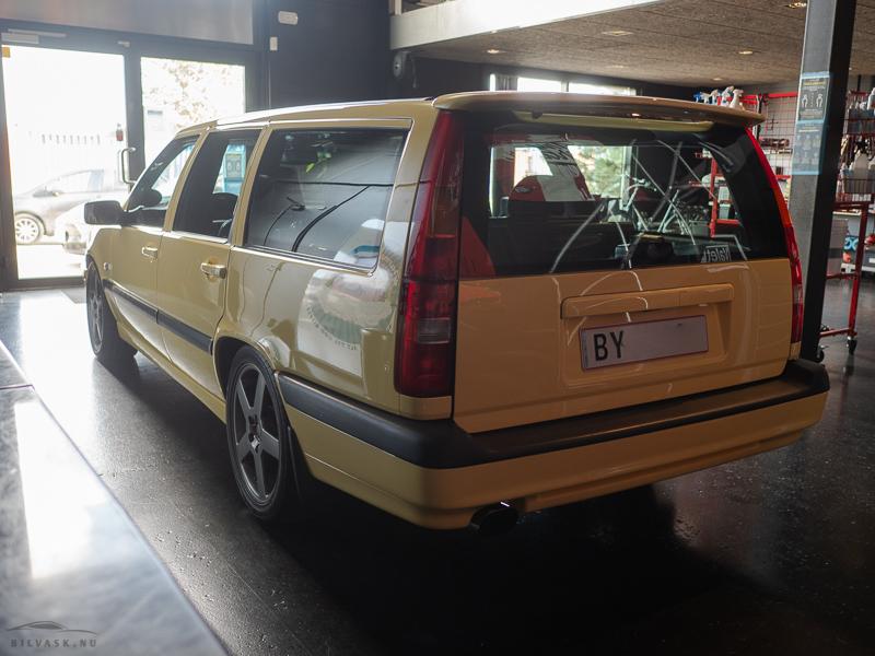 Bagenden på Volvo 850 T-5R