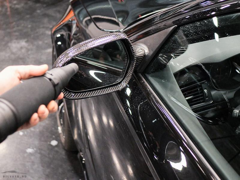 Audi RS6 luft blæs vand af carbon sidespejl