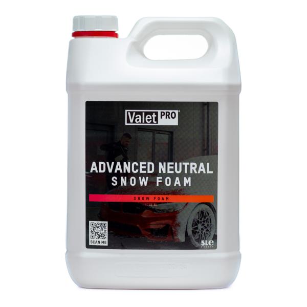 Fjern skidt fra lakken med forvasken Advanced Neutral Snow Foam