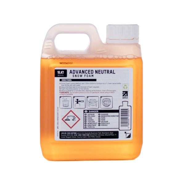 Forvask af bil med massere skum - Advanced Neutral Snow Foam