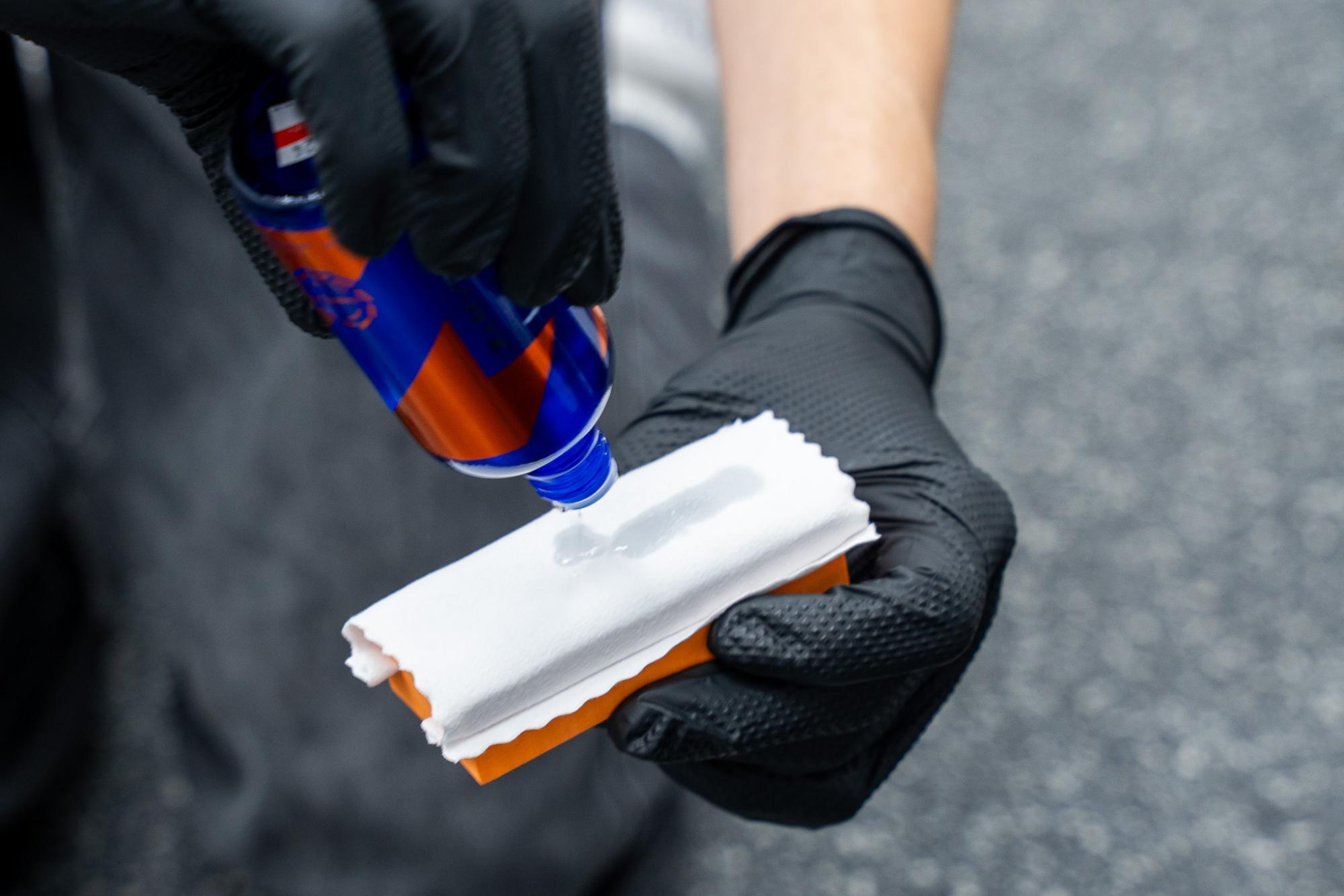 CarPRO DLUX på coating blok til fælge CarPRO DLUX på coating blok til fælge