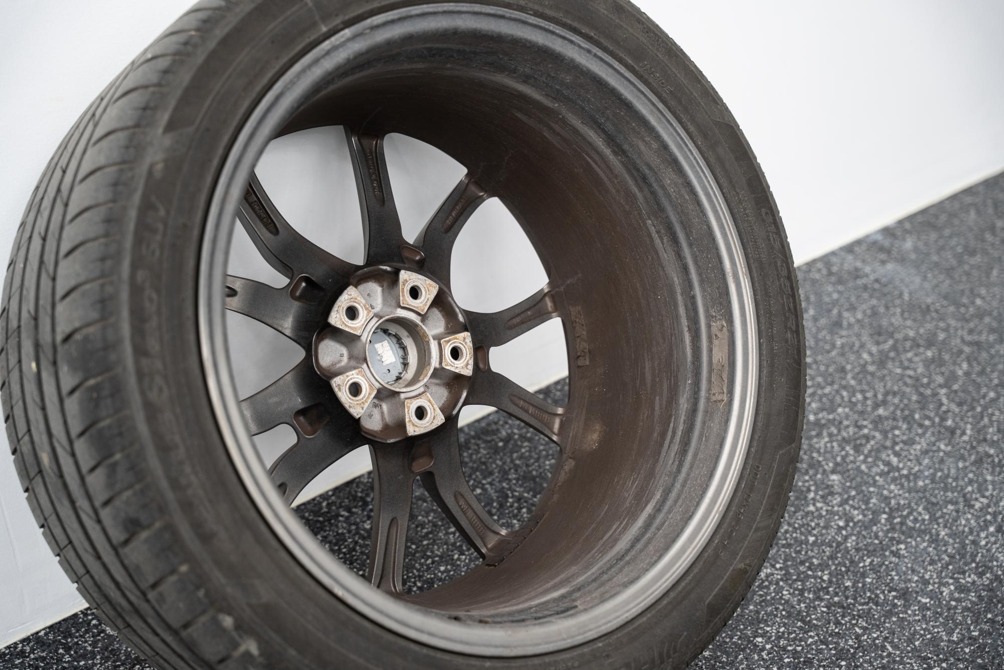 Før billede af Porsche Fælg